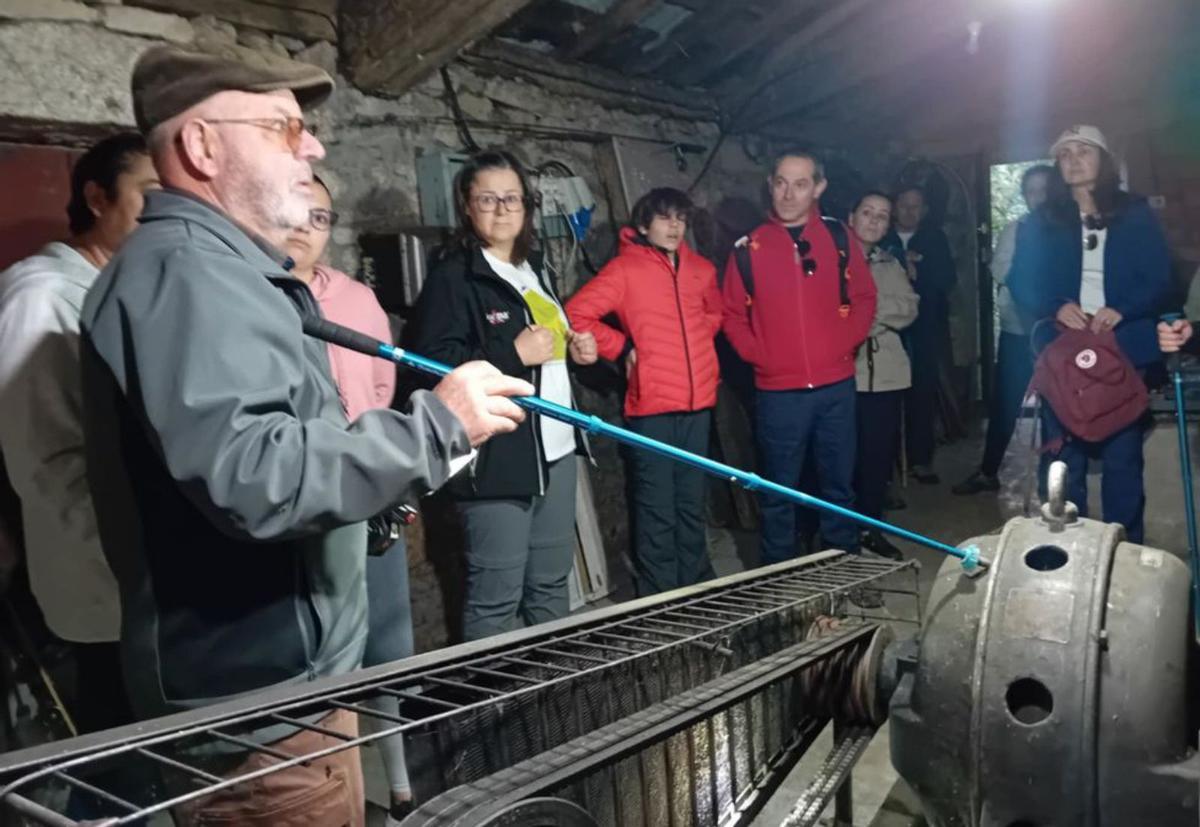 Visita á planta eléctrica de 
Horacio Ferradás. | Manuel Seixas