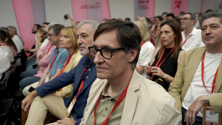 Illa ejerce de escudero de Sánchez: &quot;Lo está haciendo muy bien. Cuando lo atacan a él, atacan a todo el partido&quot;
