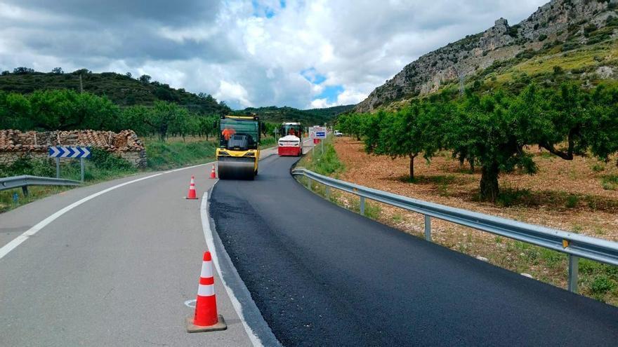 La Diputació intensifica la millora de carreteres per a garantir la seguretat i la connectivitat a l'interior de Castelló