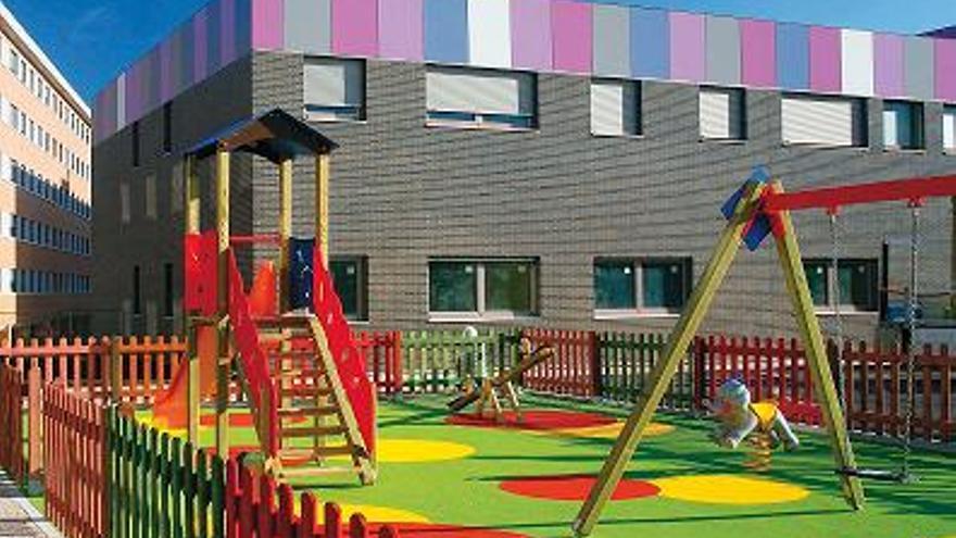 Parque de juegos infantiles en la Casa Malva.