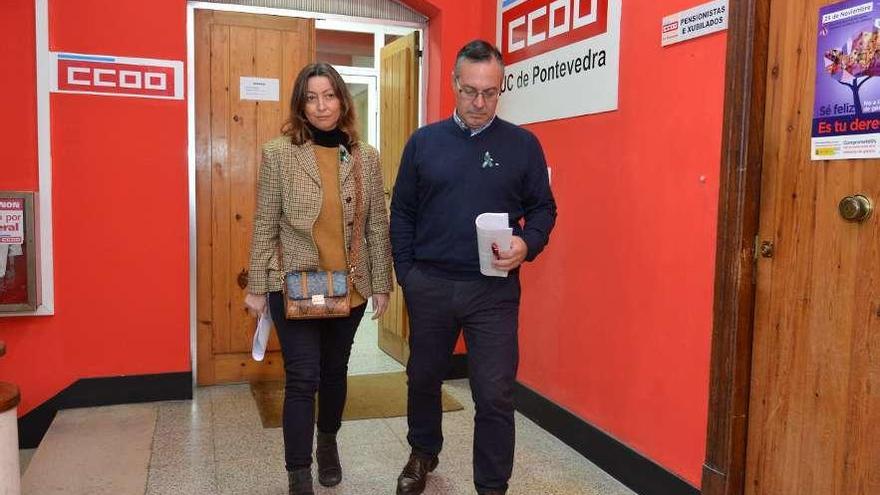 Ignacio Acuña, presidente del comité de fábrica de Ence, y Ana Cedeira, del de oficinas. // Gustavo Santos