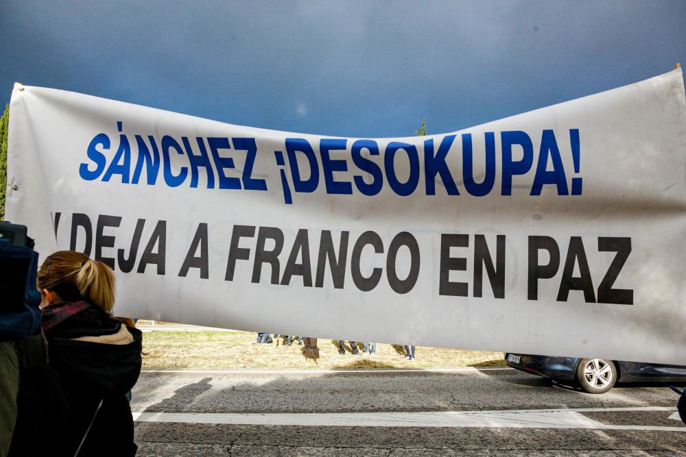 Protestas contra la exhumación de Franco