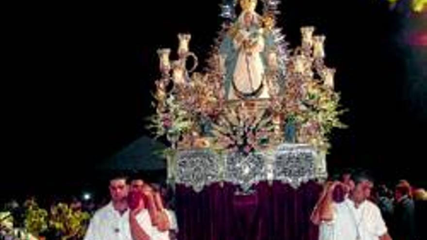 La patrona procesionará por la calle Villafranca el 5 de agosto