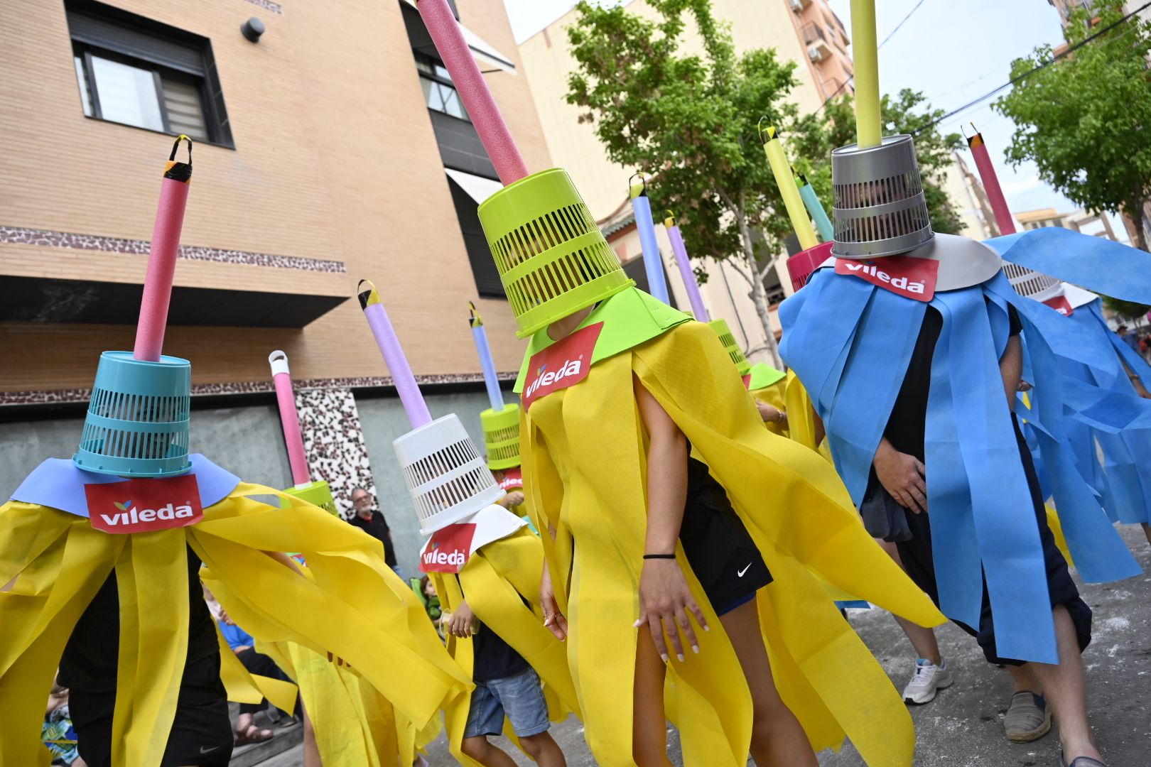 Imaginación y humor al poder en el desfile de las collas del Grau