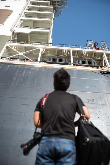 Visita al barco más grande del mundo que está ...