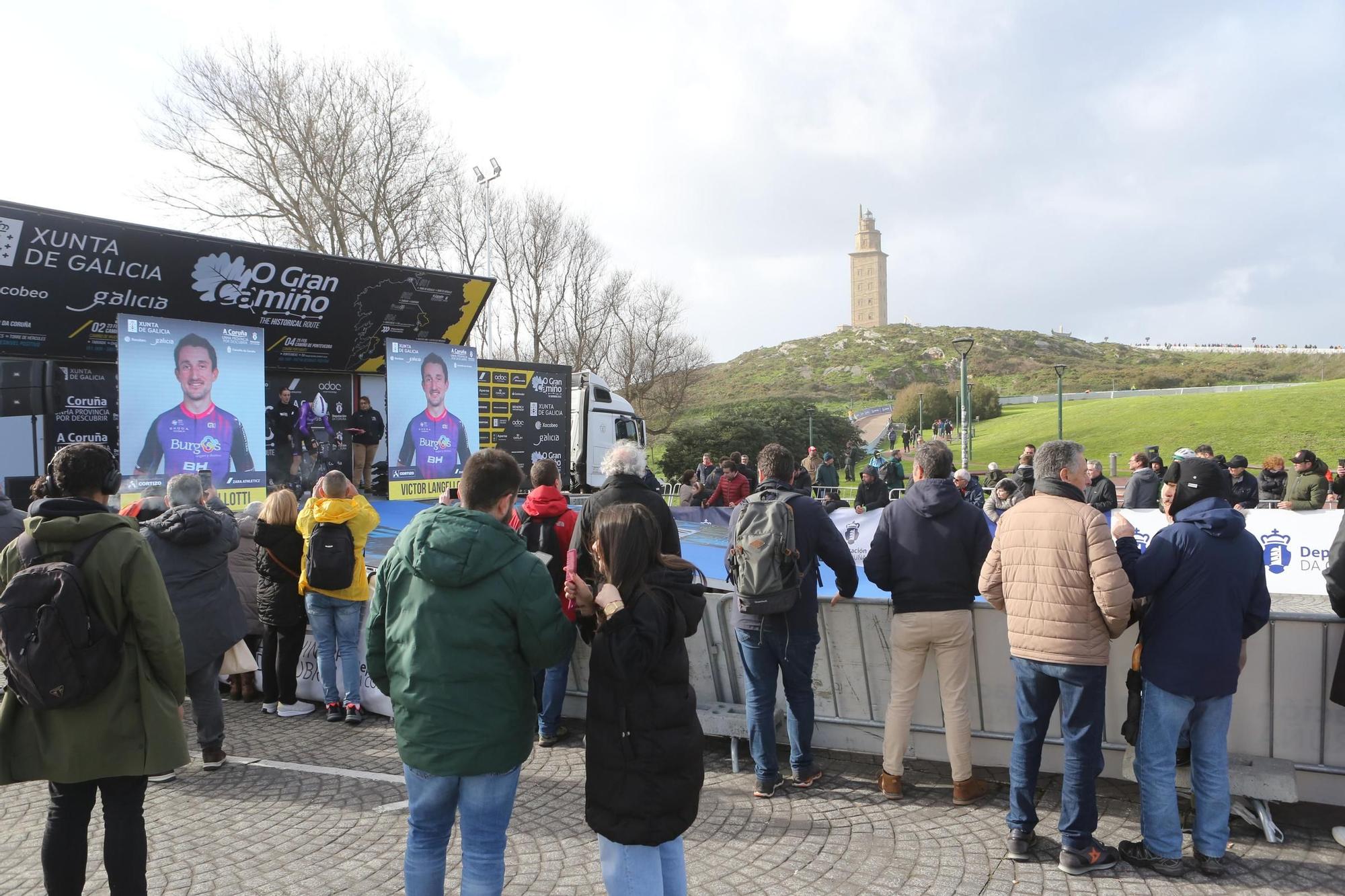 El joven corredor Joshua Tarling se impone en la contrarreloj inaugural de O Gran Camiño en A Coruña