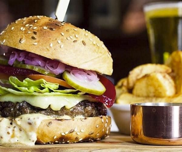Lo que no debes comer con resaca