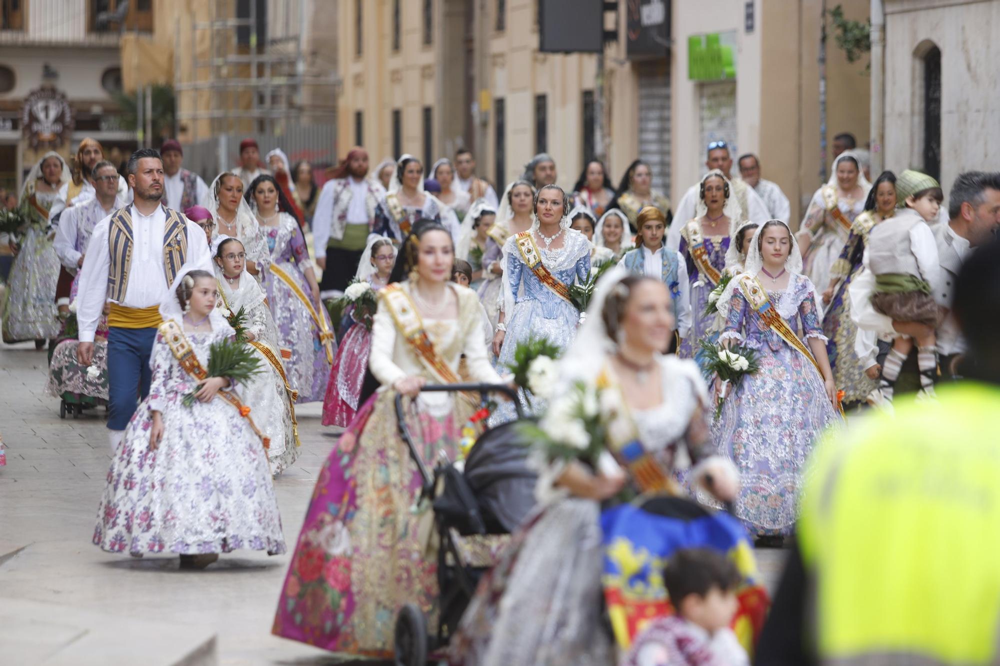 Búscate en el segundo día de la Ofrenda en la calle San Vicente hasta las 17 horas