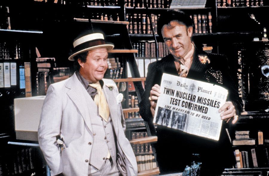 Ned Beatty (izda.), junto a Gene Hackman en el rodaje de 'Superman'.