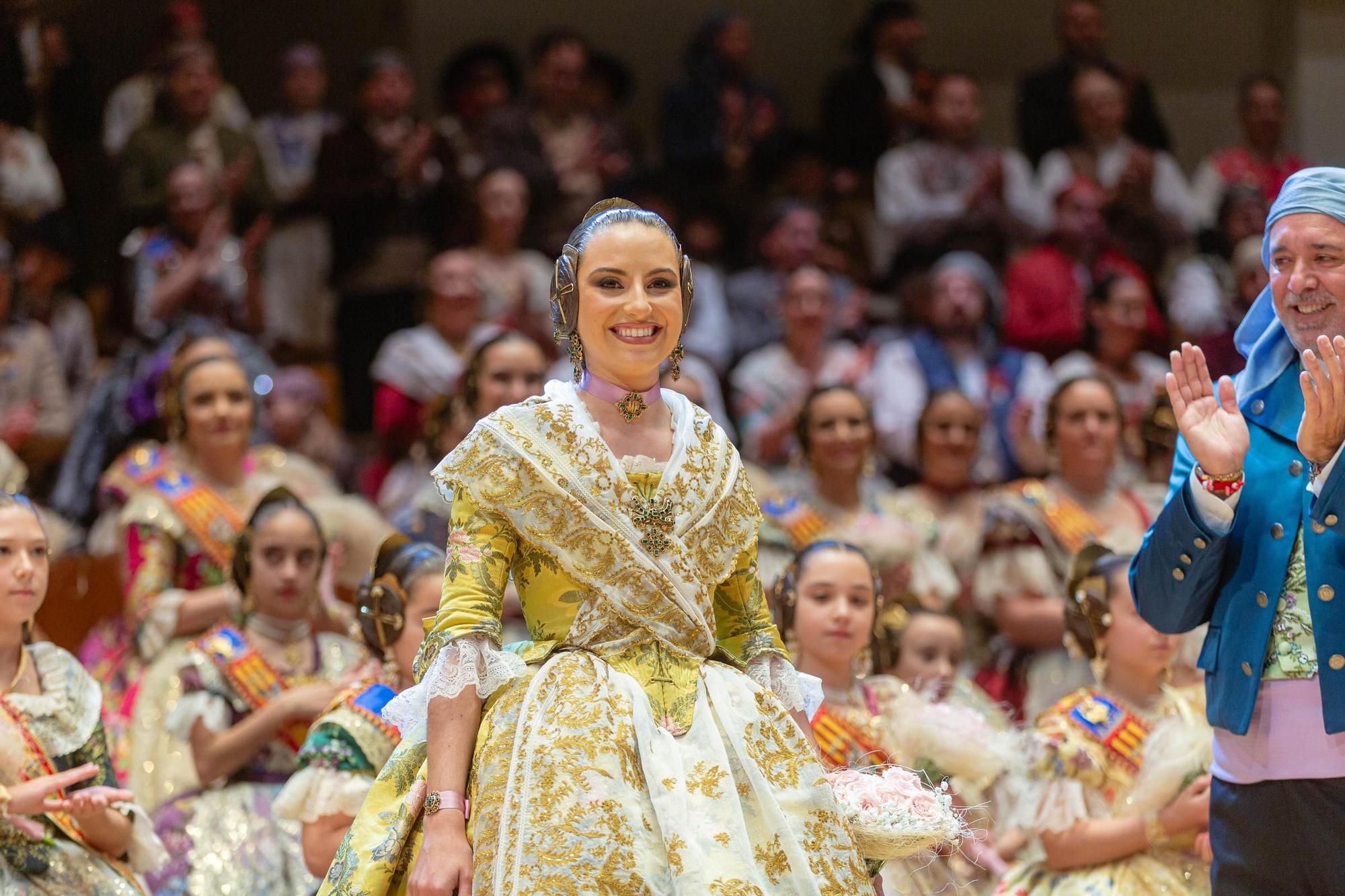 El emotivo estreno de Maria Estela y Marina en el Palau