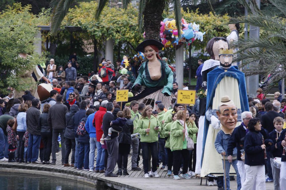 Plantada de gegants i cercavila a Girona