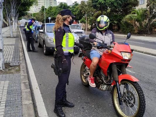 Coronavirus en Canarias: Los controles de confinamiento de la jornada en Las Palmas de Gran Canaria