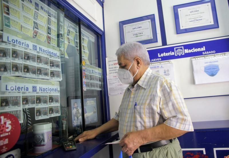 establecimientos de Loterías del Estado , sorteos .  | 21/05/2020 | Fotógrafo: Delia Padrón