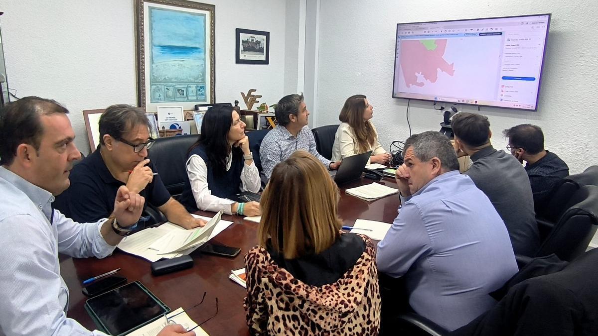 El proyecto de digitalización permitirá mejorar la eficiencia y el control del sistema de abastecimiento y saneamiento de Peñíscola.