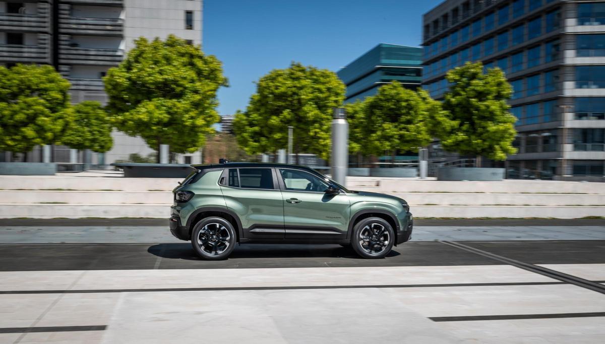 El nuevo Jeep Avenger ofrece capacidad, conectividad, confort y seguridad de vanguardia