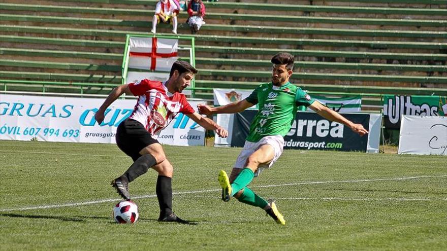 El Cacereño ‘mimará’ al atacante Dani Muñoz, que padece una pubalgia