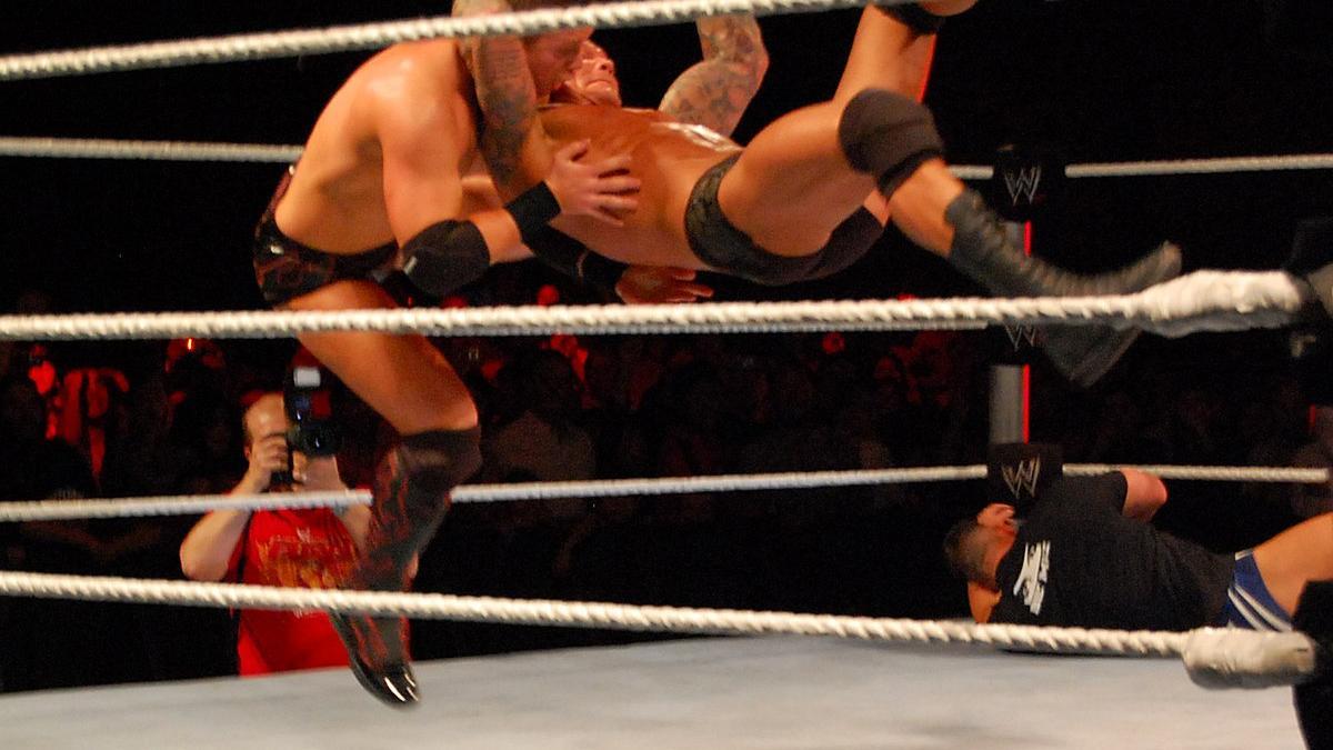 Randy Orton y su mítico RKO en la WWE