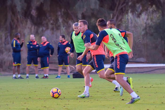 Entrenamiento de la UDLP en Las Burras