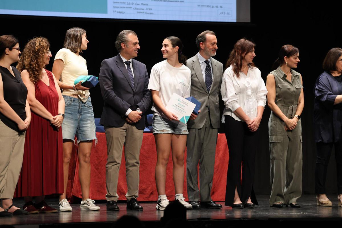 Todas las imágenes de la XXII edición del concurso de dibujo 'Un Parlament per a tothom'.