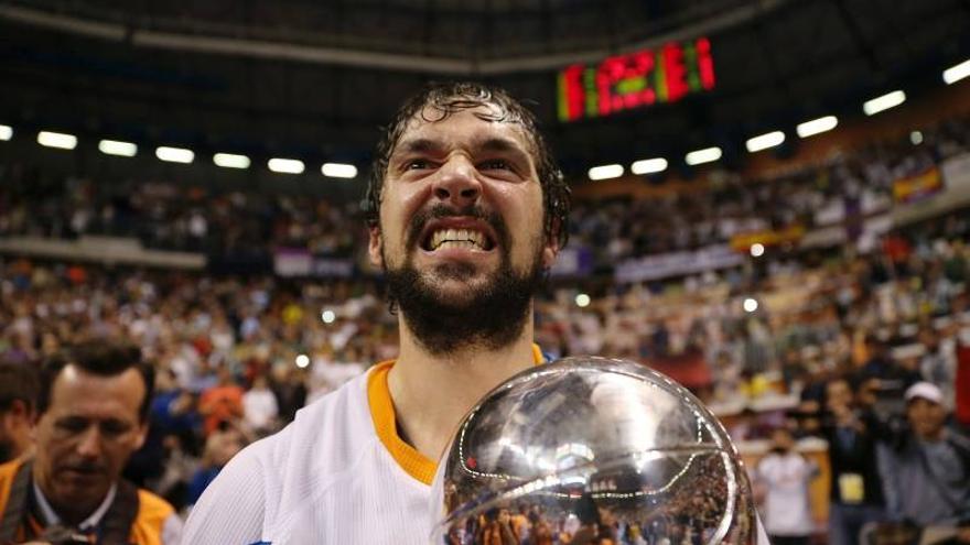 Una canasta de Llull da el título al Madrid a una décima del final