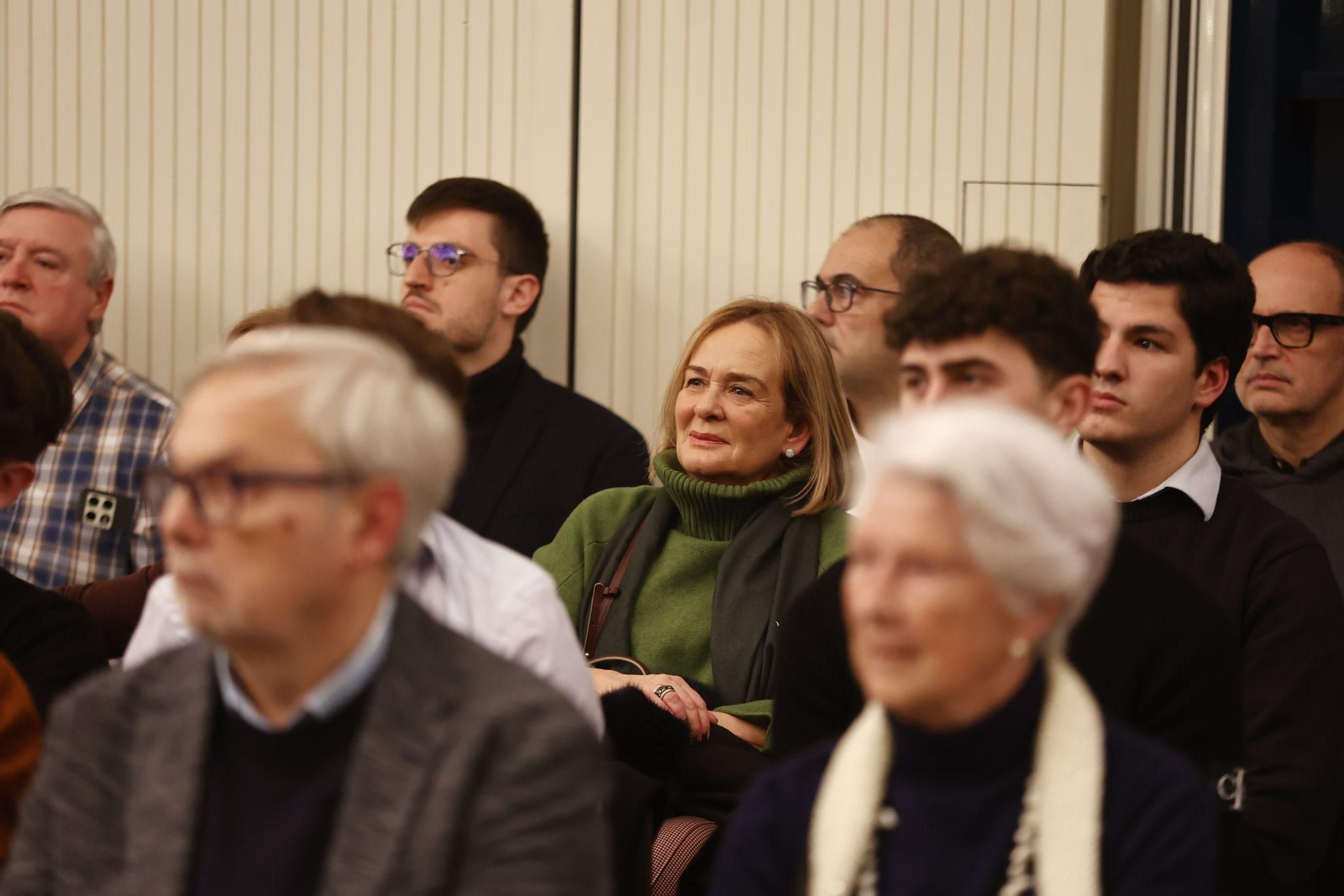 Los asistentes a la presentación del libro de Francisco Camps en un hotel de València