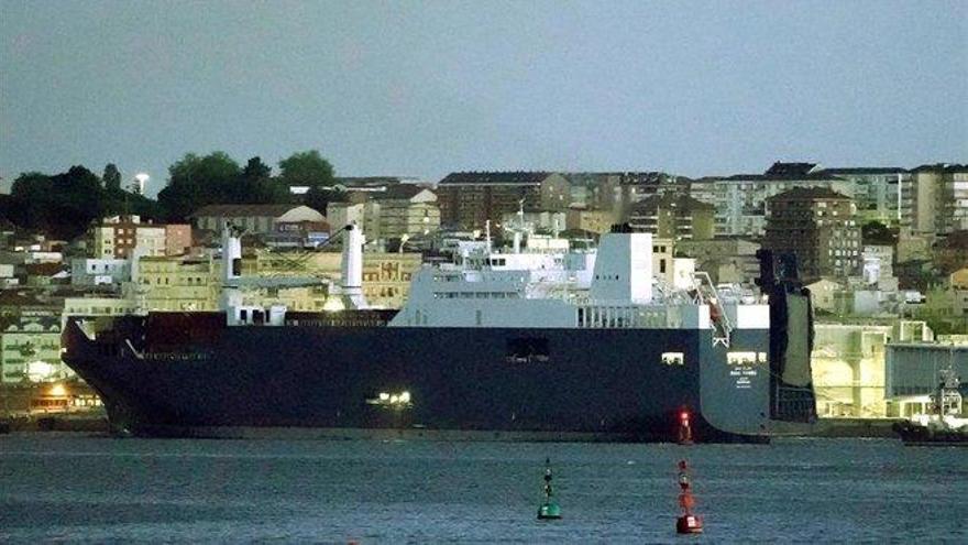 Atraca en Santander un barco saudí al que una oenegé impidió cargar armas en Francia