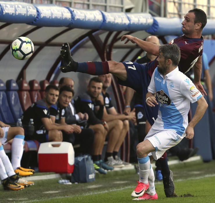 El Dépor no pasa del empate ante el Eibar