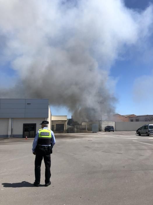 Incendi a un taller de Figueres