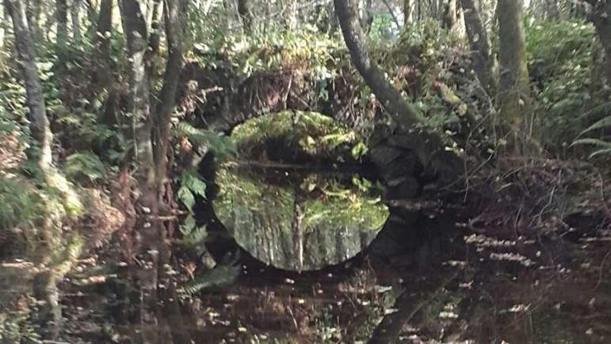 Uno de los puentes del viejo Camiño dos Arrieiros, cerca de Soutelo.