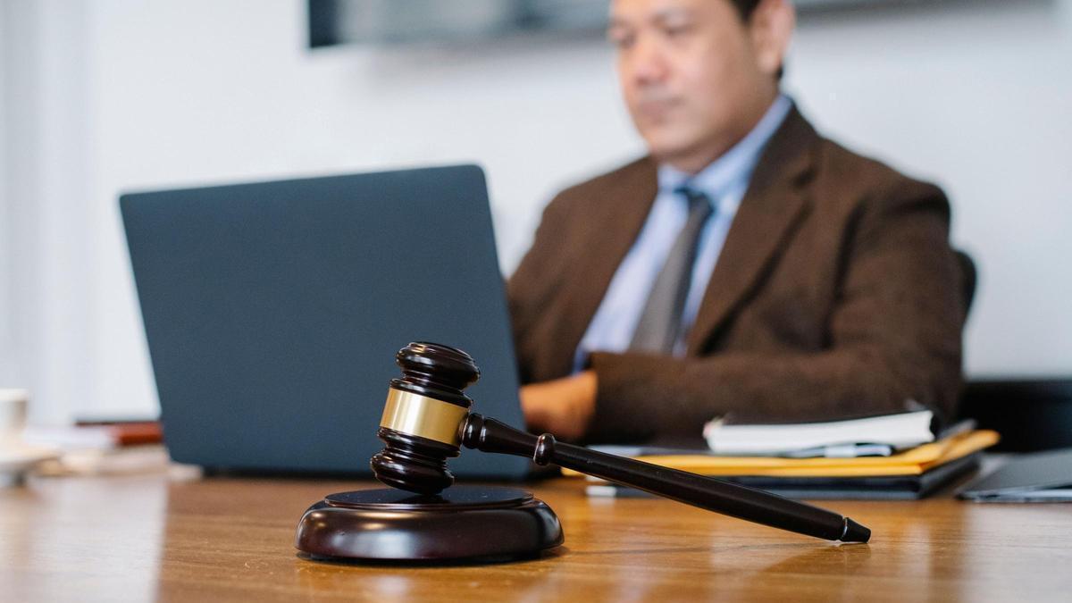 Los abogados estipulan cuáles son las posibles causas para desheredar a un hijo