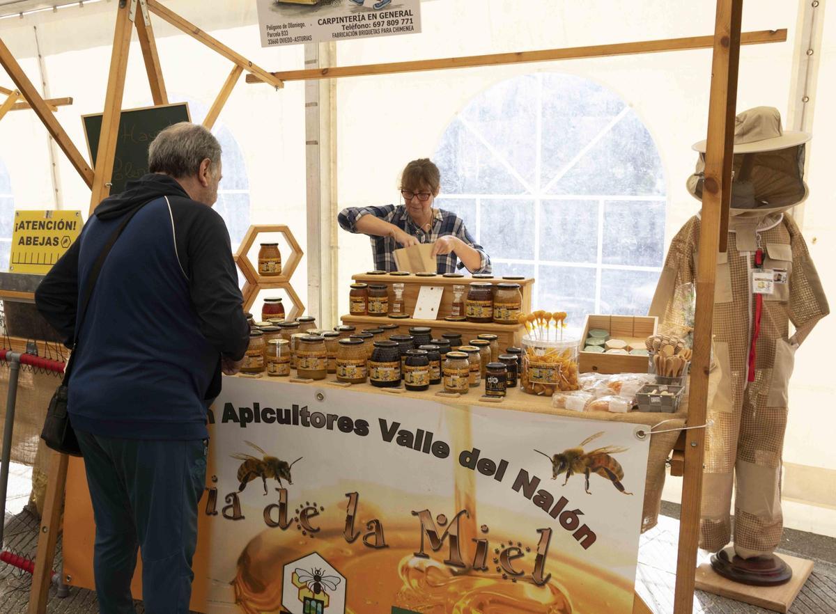 Uno de los expositores de la feria