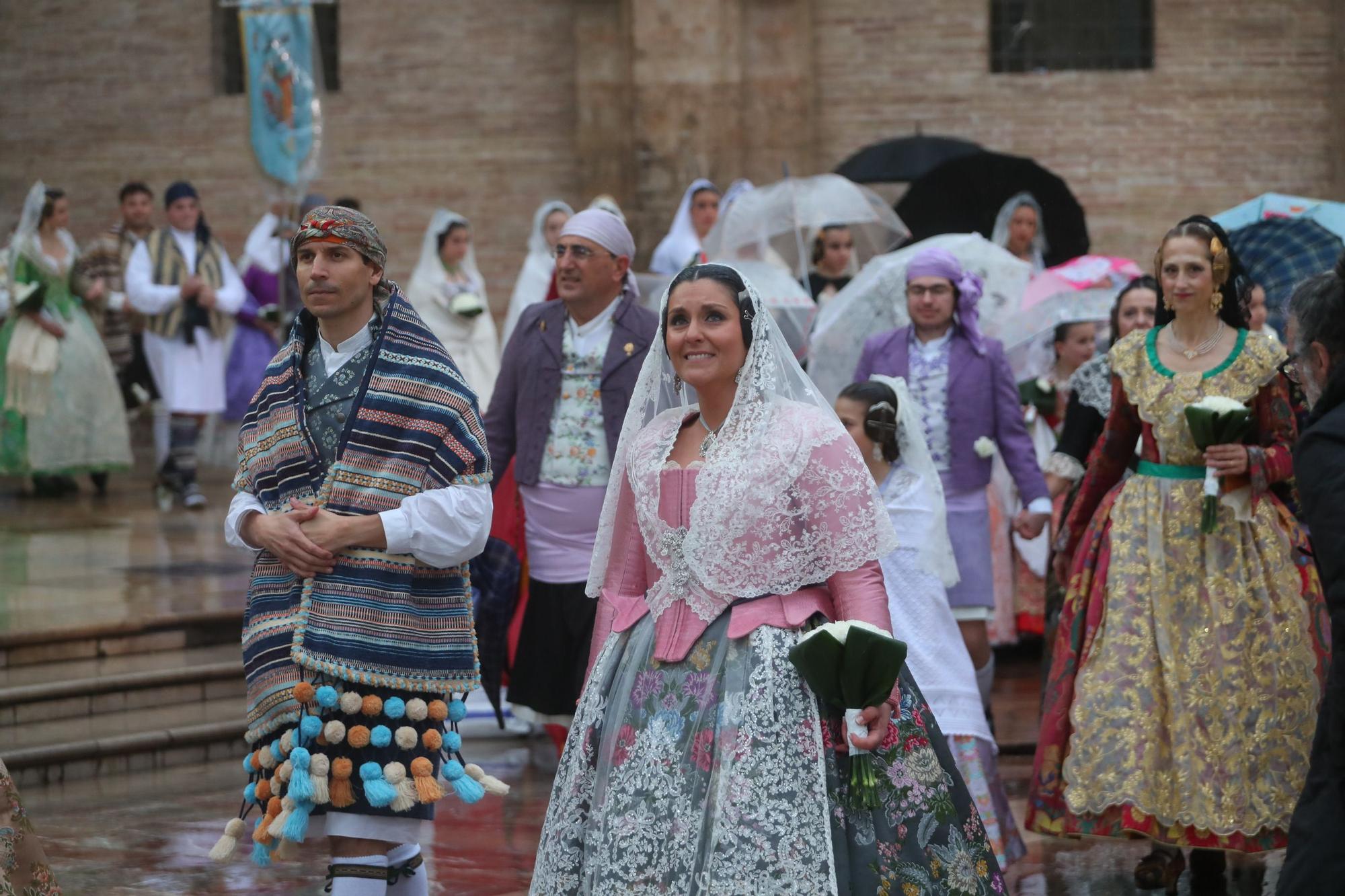 Búscate en el primer día de ofrenda por la calle de la Paz (entre las 18:00 a las 19:00 horas)