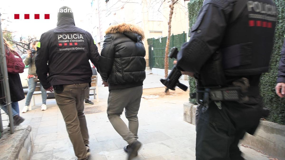 Operación de Mossos en Sant Cosme