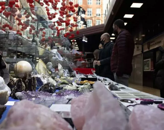 Área Central acoge la décima edición de la Feria de Minerales