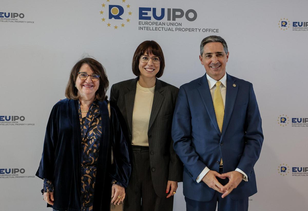 La EUIPO recibe el año en Alicante con su tradicional cóctel