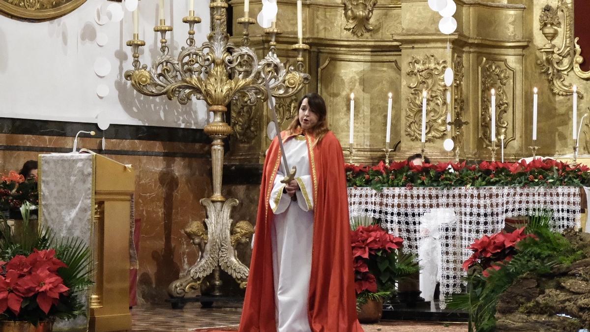 Arancha Calvo interpreta el Cant de la Sibil·la en la iglesia de la Mercè de Palma