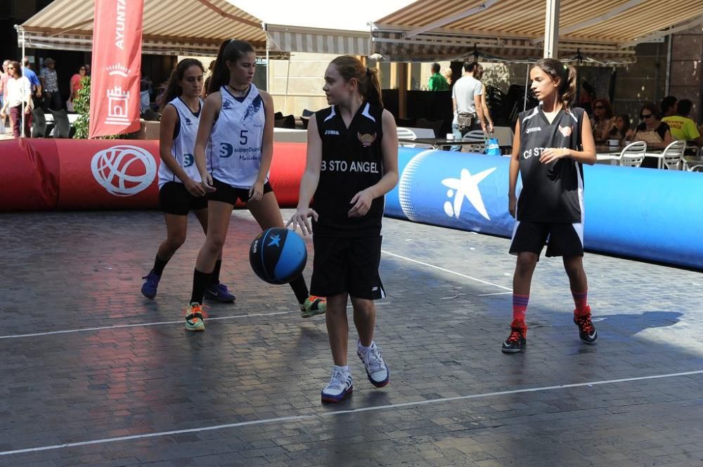 Baloncesto 3x3 en la Plaza Belluga