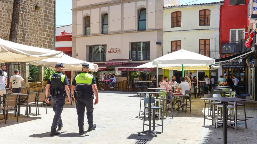 Dóniga defiende la vigilancia policial con el ocio