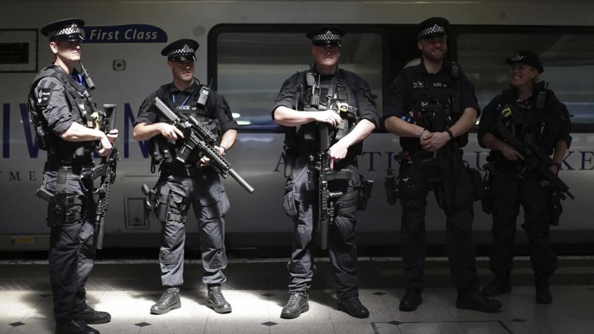 policia en el reino unido manchester
