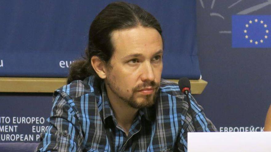 Pablo Iglesias reta a Rajoy y a Sánchez a celebrar un debate abierto en televisión