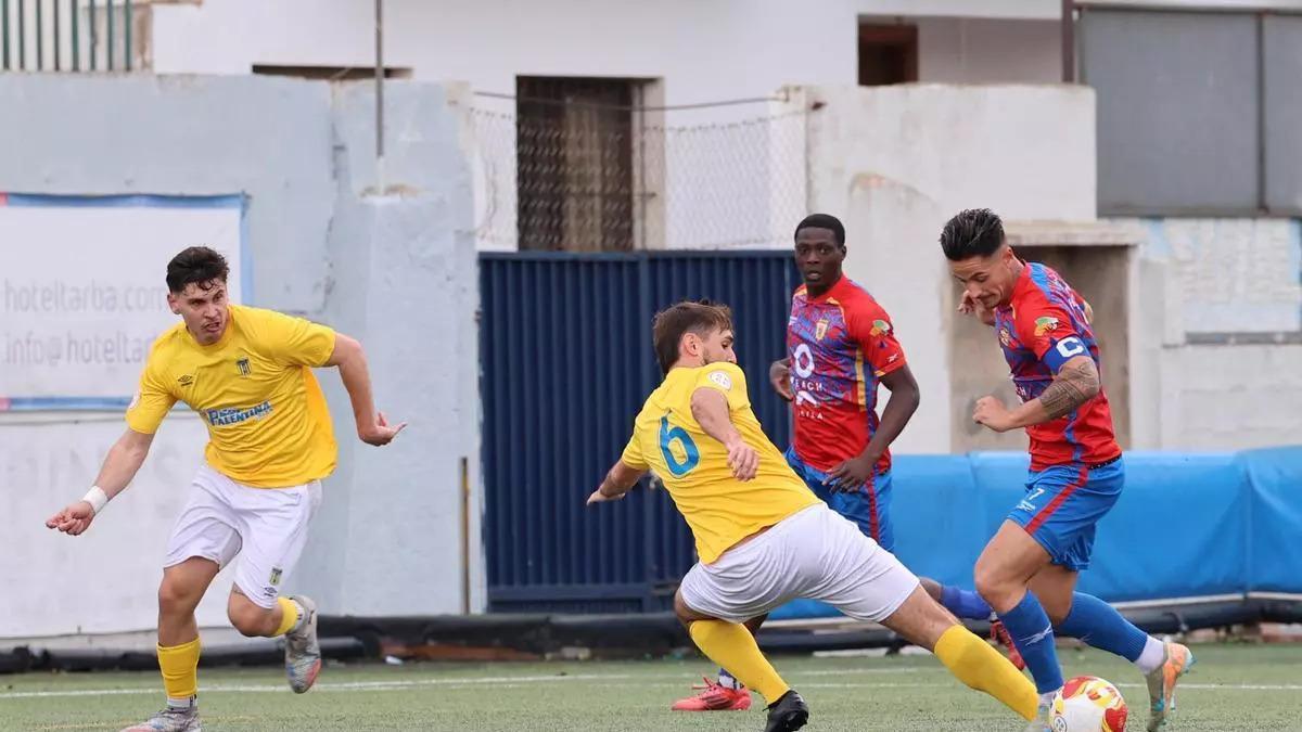Partido entre la SD Portmany y el Inter Ibiza.