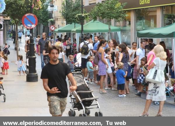 GALERÍA DE FOTOS - ‘Regreso a la ciudad’ saca el espectáculo a las calles de Castellón