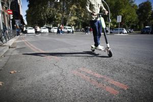 Demanen 6 mesos de presó per presumptament haver atropellat en patinet un vianant a Badalona