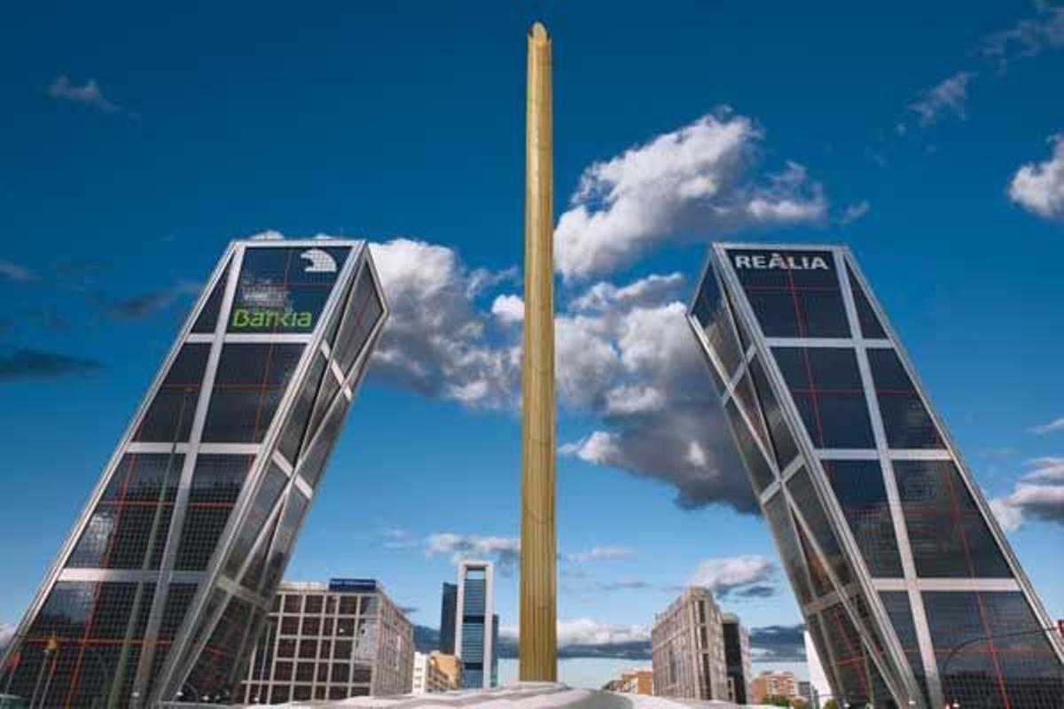 Las Torres Kio, en el Paseo de la Castellana, fueron las primeras torres gemelas inclinadas y simétricas del mundo.