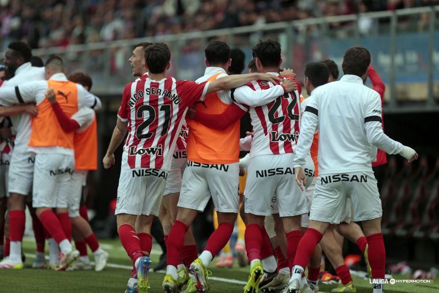 Así fue el partido entre el Sporting y el Eldense