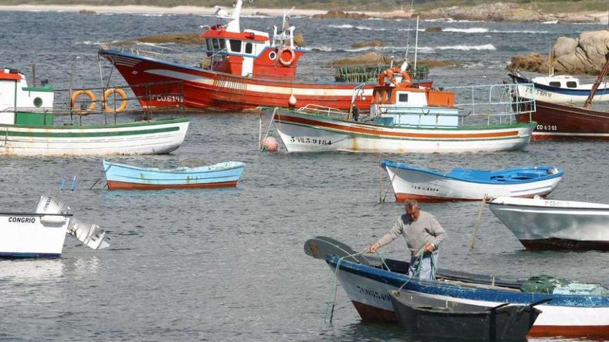Embarcaciones de pesca en el puerto de Lira.