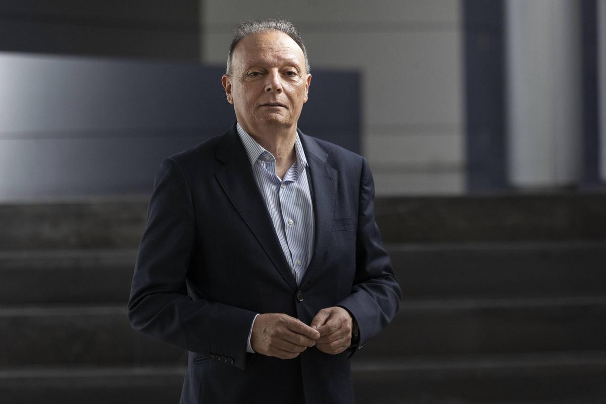 Salvador Navarro preside la CEV