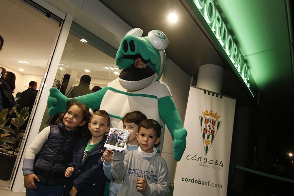 De compras en la nueva tienda del Córdoba CF