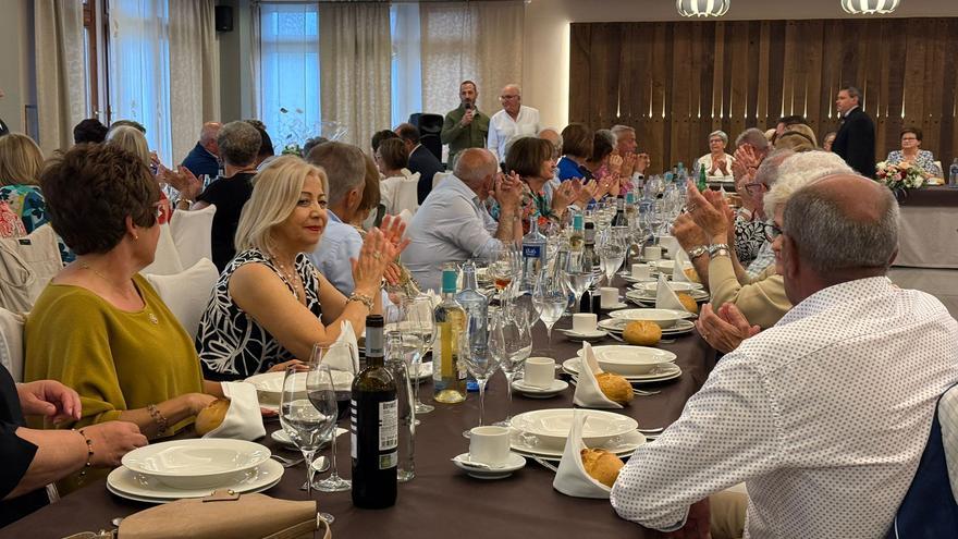Así fue la comida de la Asociación de Jubilados, Prejubilados y Pensionistas de Valdesoto