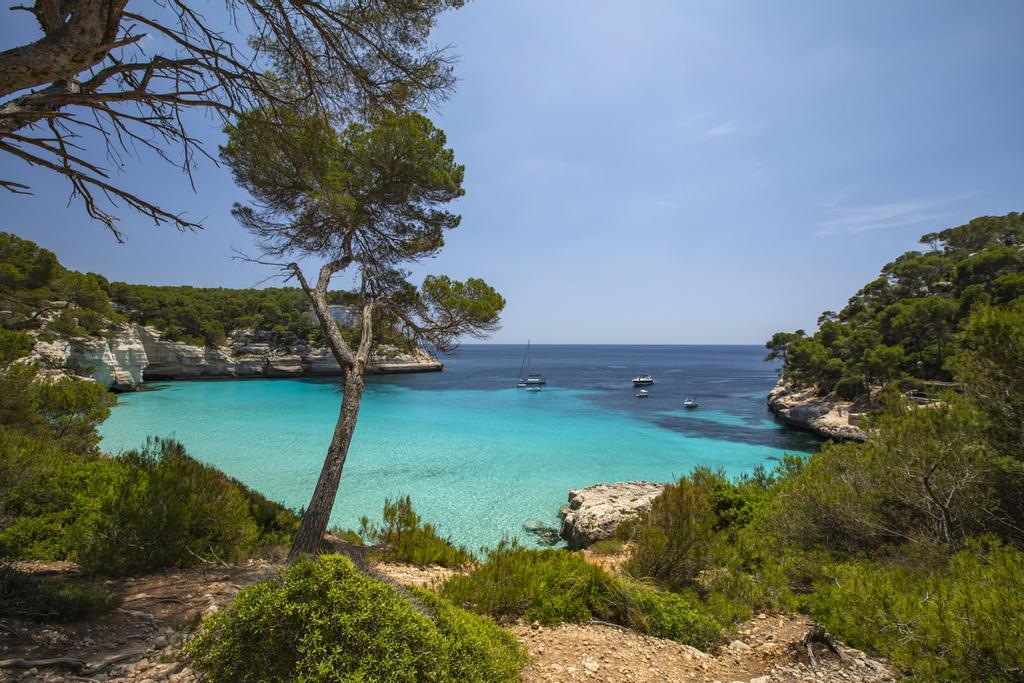 Cala Mitjana (Menorca)